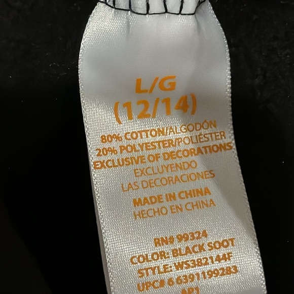 Halloween Long-sleeve Sweatshirt Size Large in Women's - Picture 6 of 6